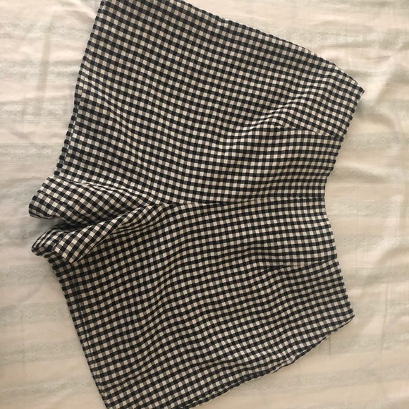 Black & white checkered shorts - Picture 1 of 3